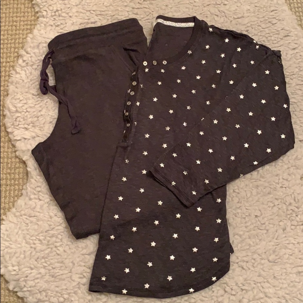 Ande - Star Print Top & Jogger Lounge Set ⭐️